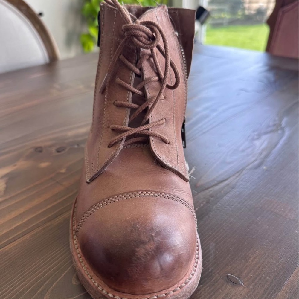 Freebird Women's Tan Lace-Up Boots